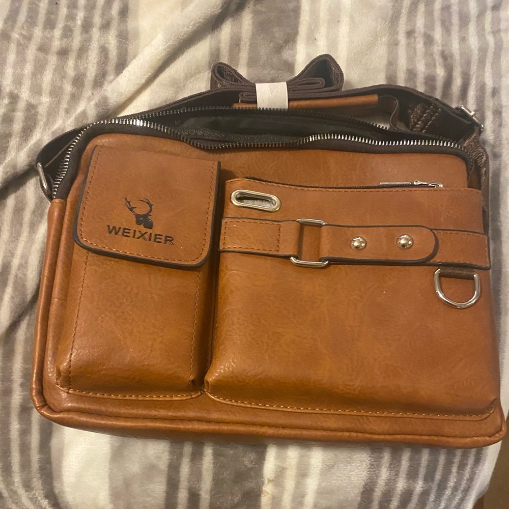 FAUX LEATHER TOTE